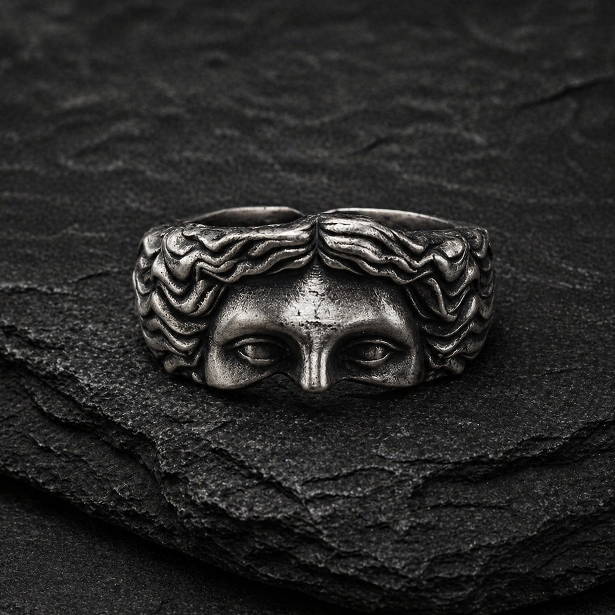 Aphrodite Ring